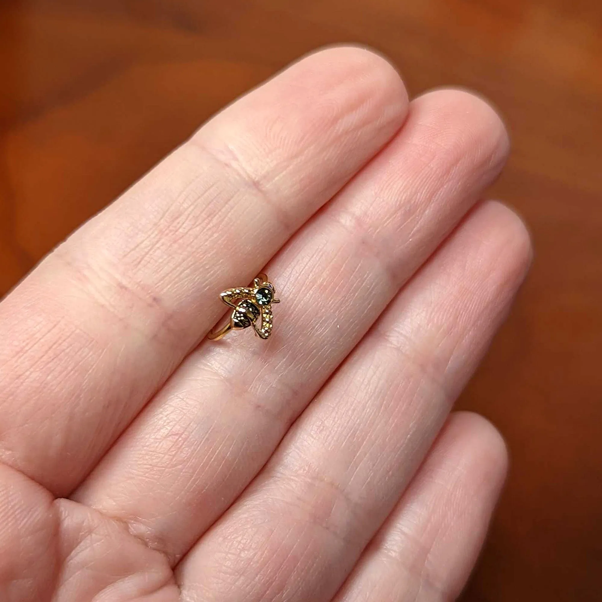 20 Gauge 5/16 Black Gem Gold Tone Angular Bee Nose Hoop