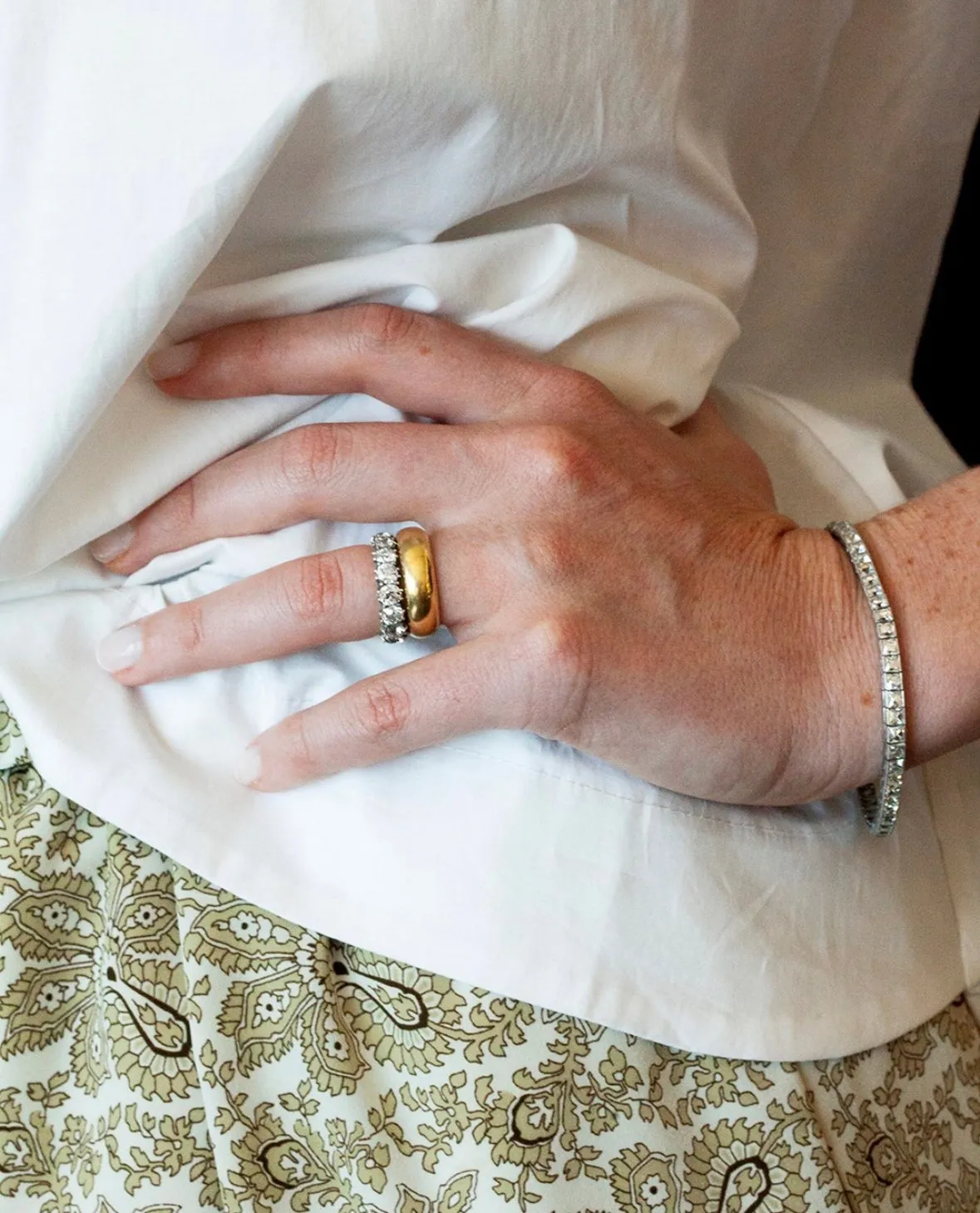 Bell & Bird Heavy High-Karat 8mm Gold Band