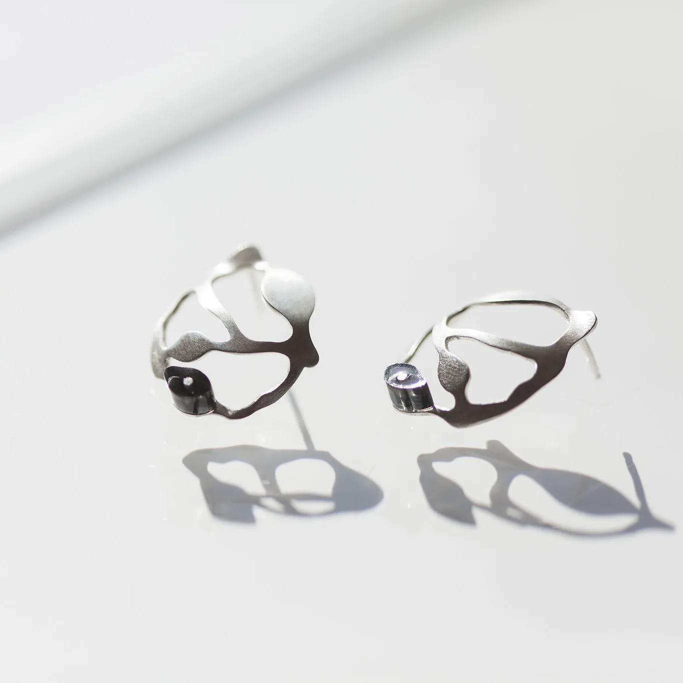 Bit Seaweed Cluster Earrings in Brushed Silver