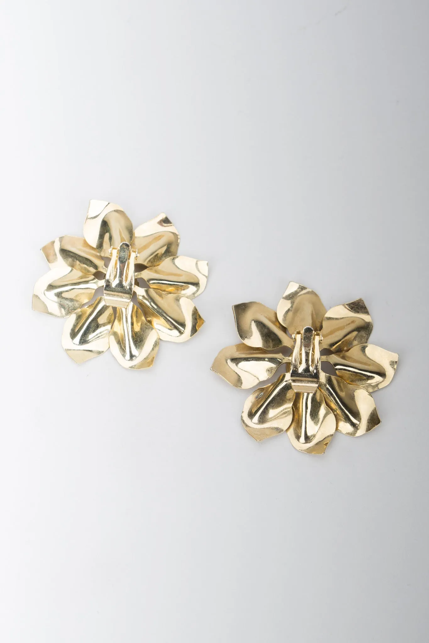Bold Blossom Earring