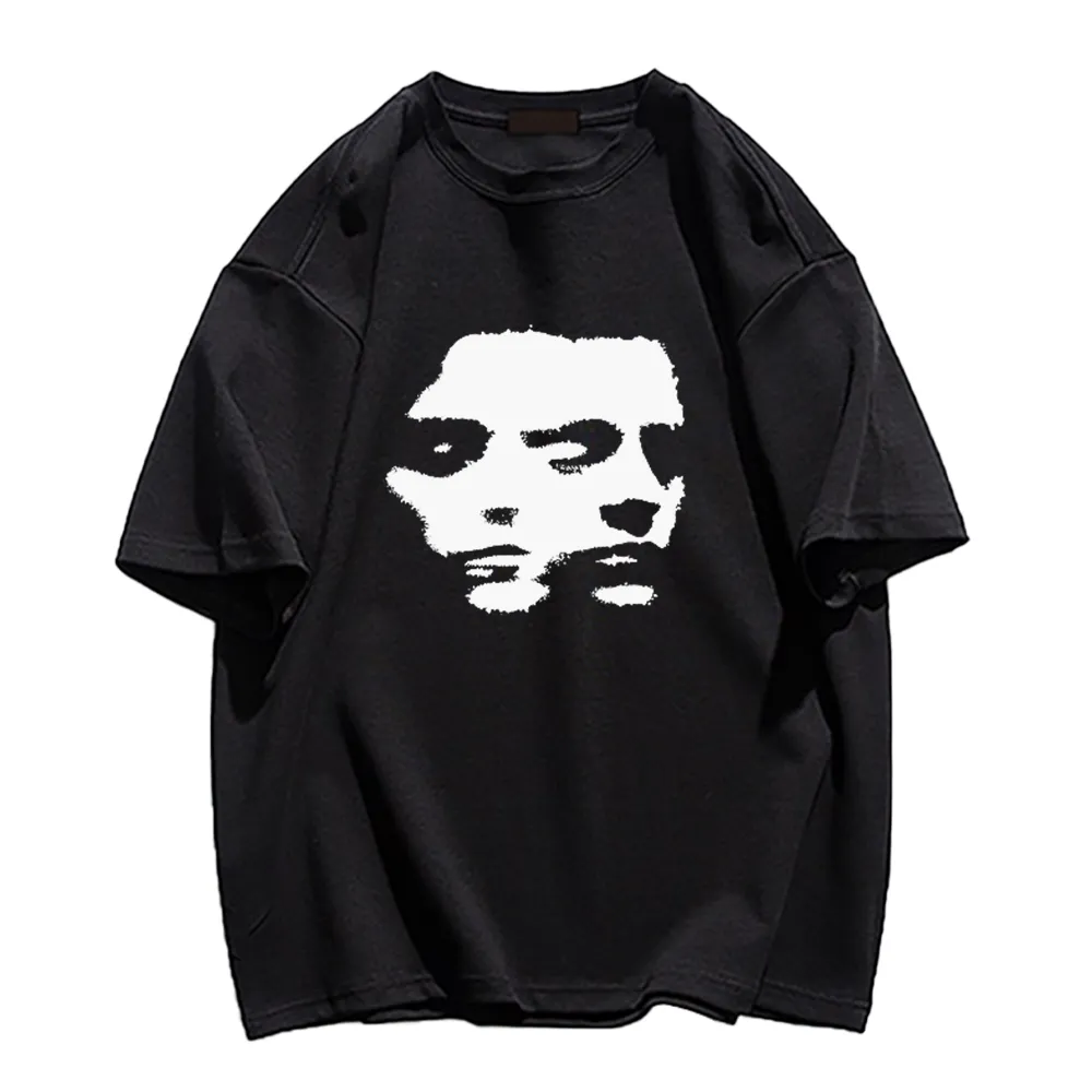 Bold Portrait Print T-shirt