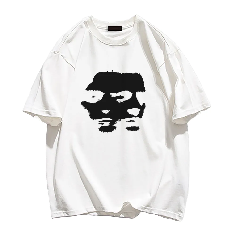 Bold Portrait Print T-shirt