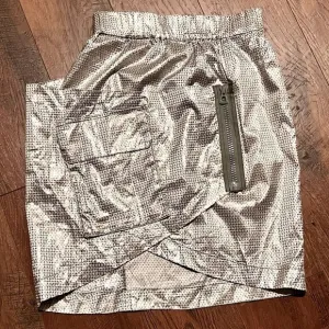 BOSS Hugo Boss metallic asymmetrical skirt. Size 6. Made in Portugal.