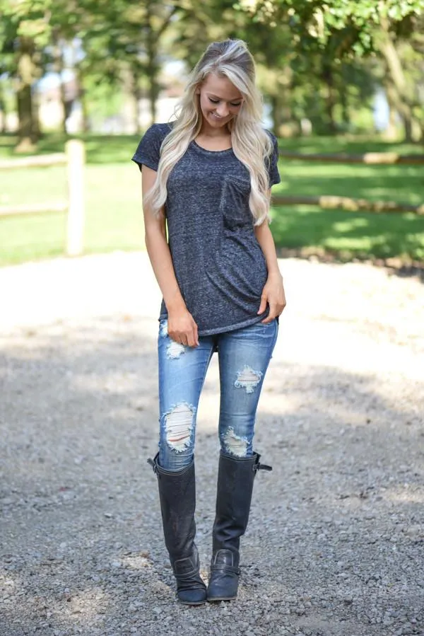 Casual Comfort - Black Tee