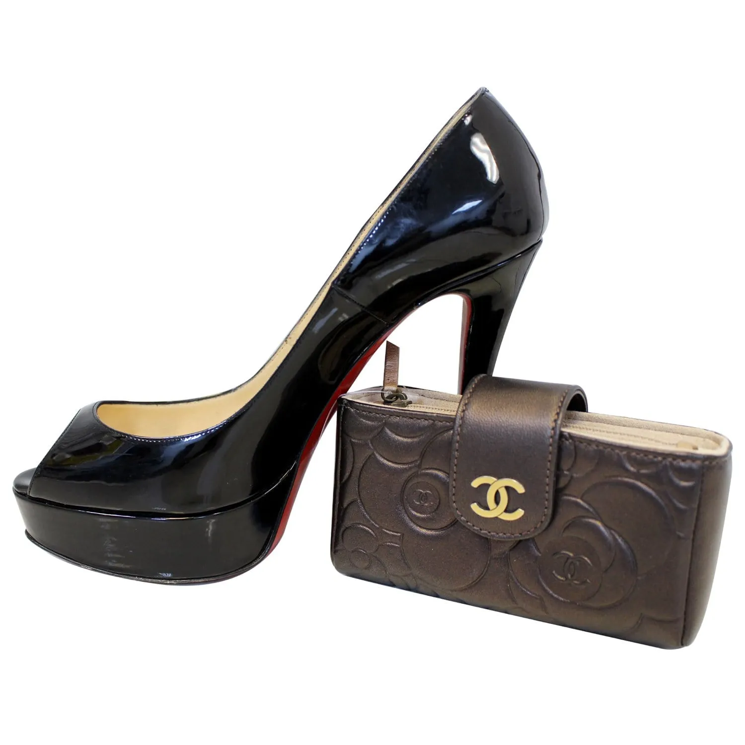CHANEL Caviar Quilted O-Mini Phone Holder Clutch