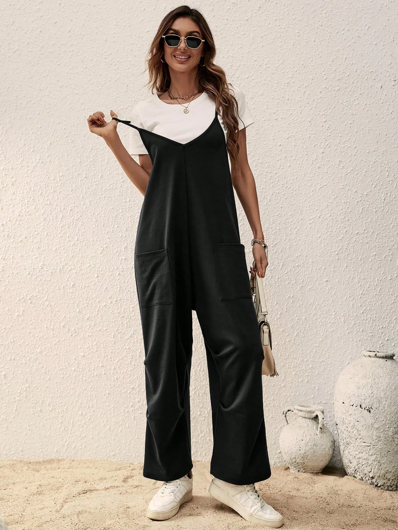 Cherry Vibes Mono Negro para Mujer con Tirantes y Bolsillos