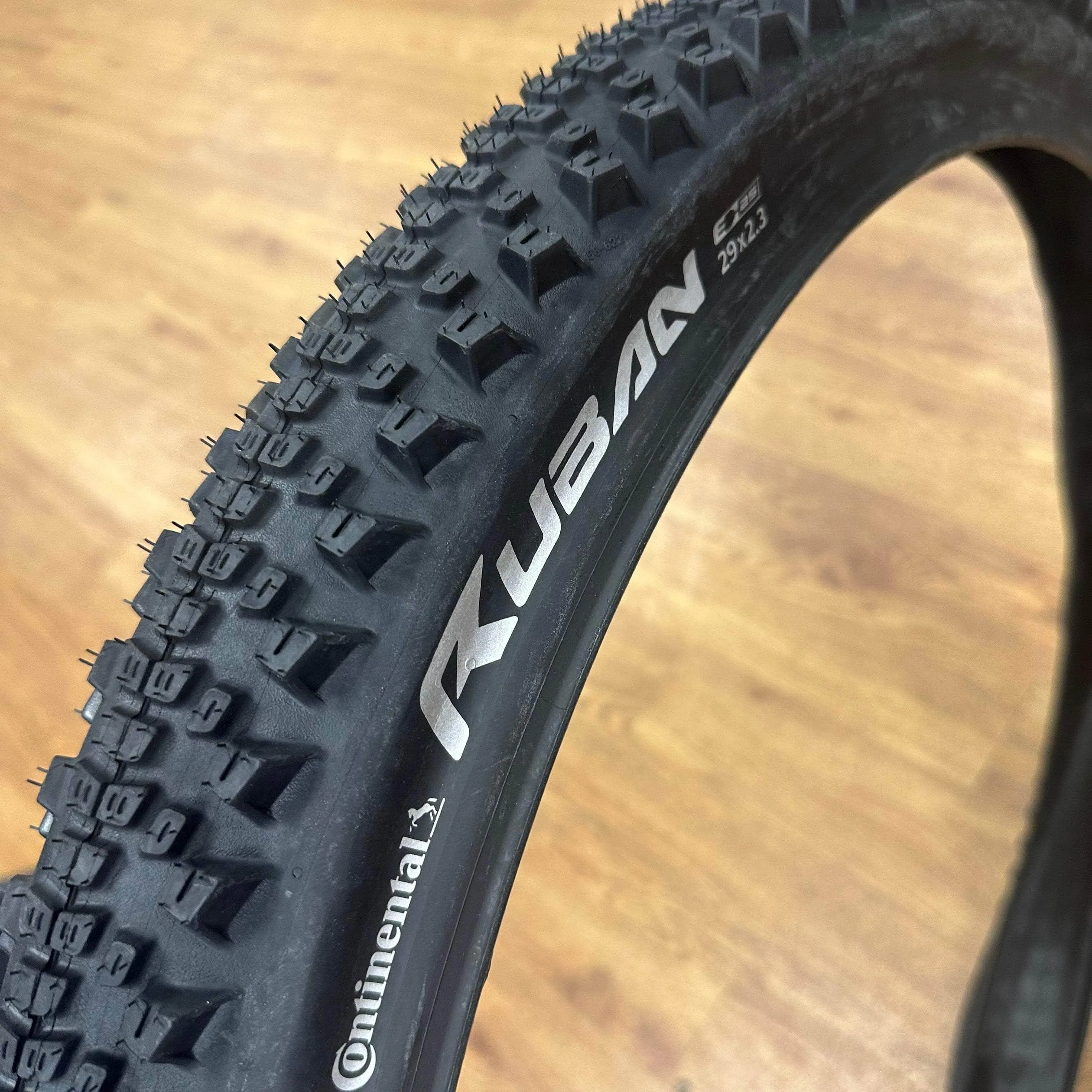 Continental Ruban Wire Bead Mountain Bike Tyre
