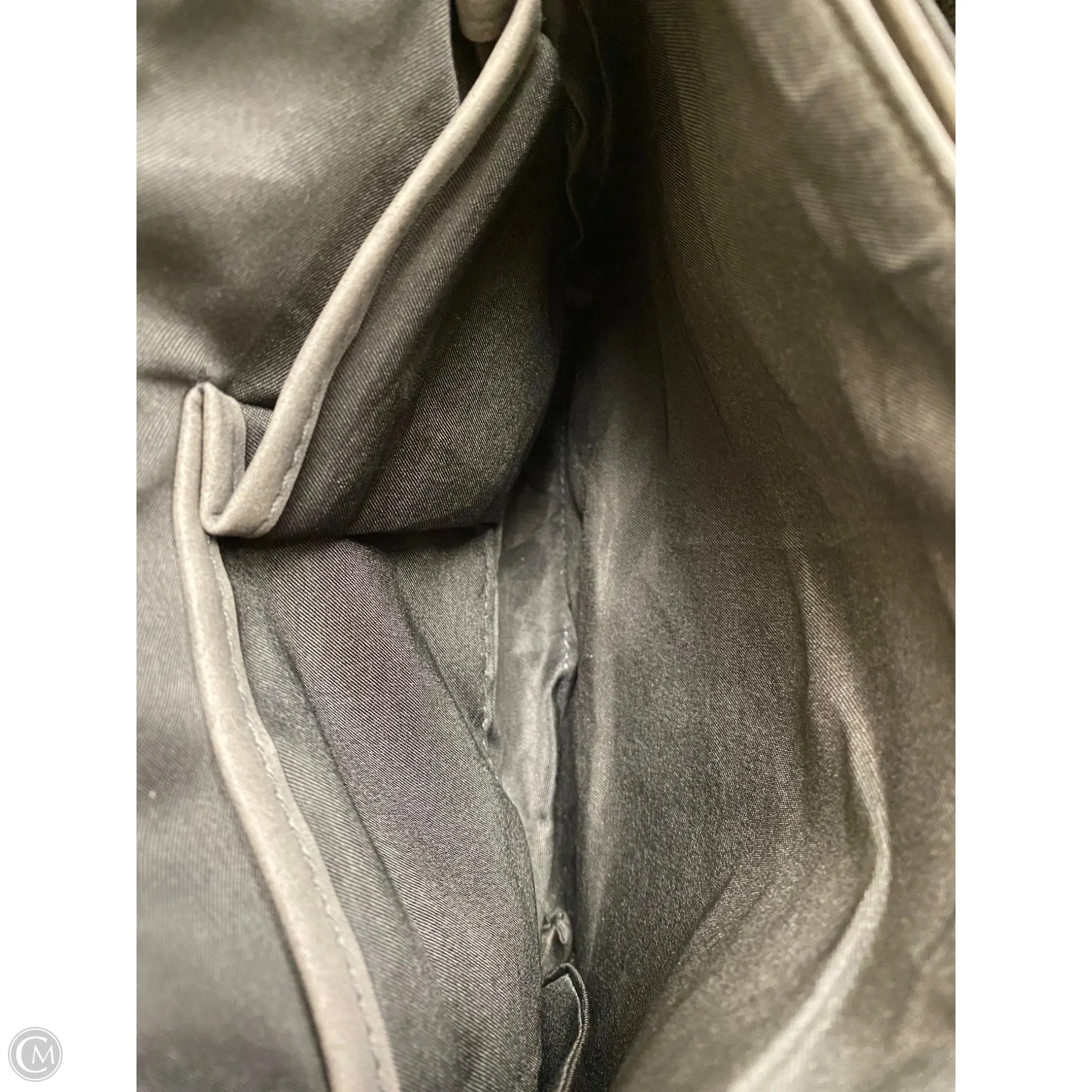 Crossbody By Clothes Mentor, Size: Medium