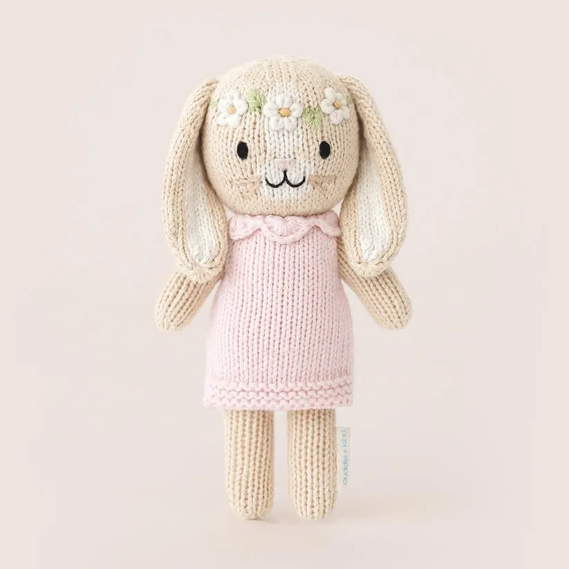 cuddle   kind Tiny Hannah the bunny (blush)
