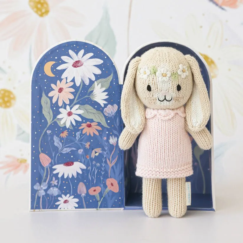 cuddle   kind Tiny Hannah the bunny (blush)