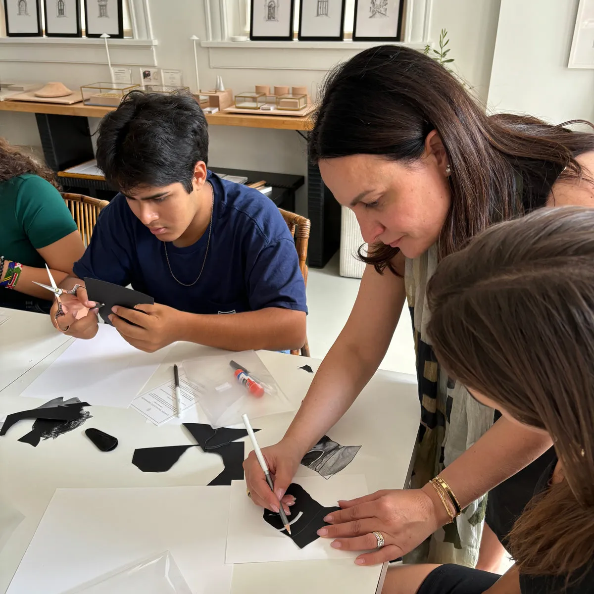 Custom Silhouette Portrait Workshop - April 17