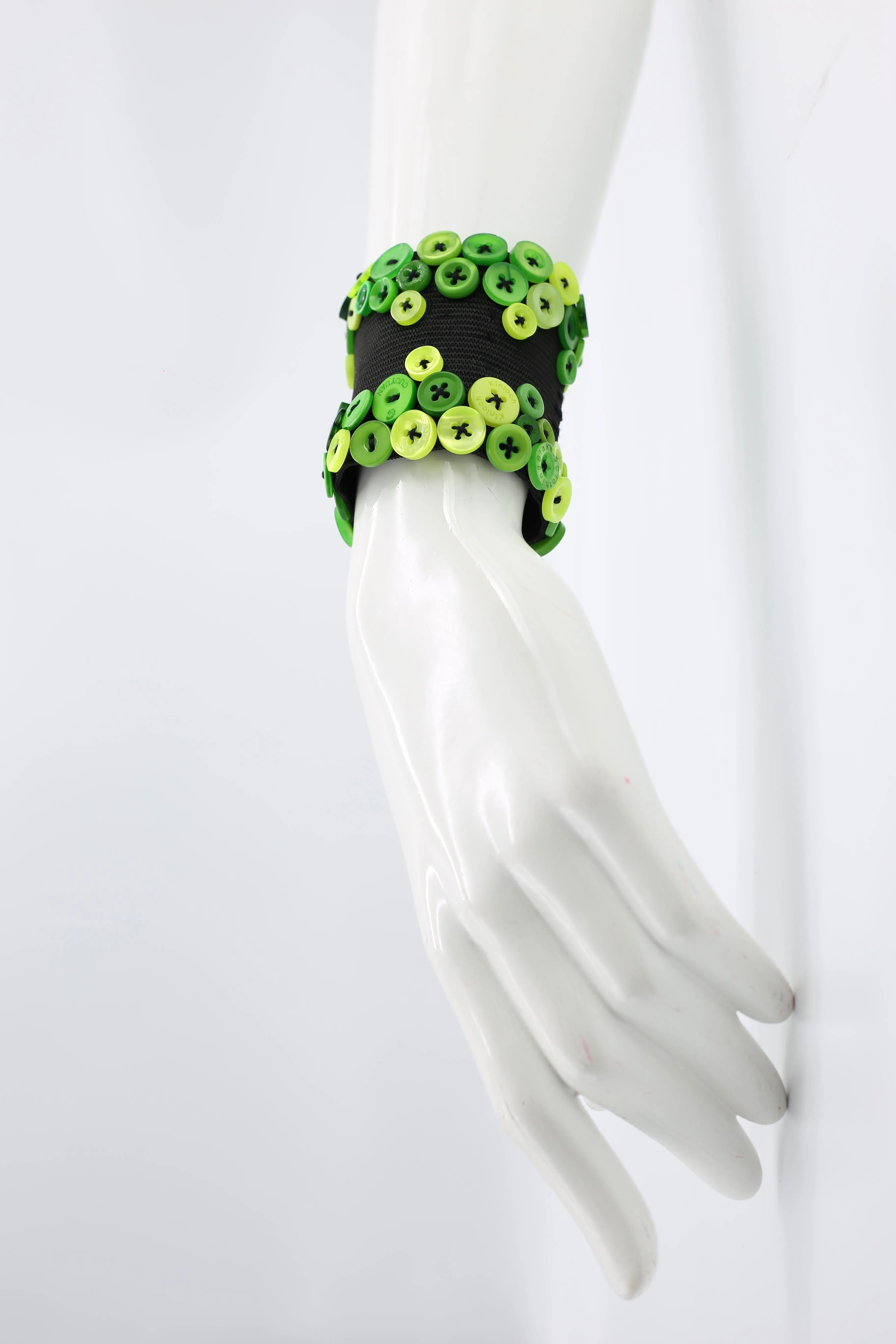 Elastic Button Bracelet