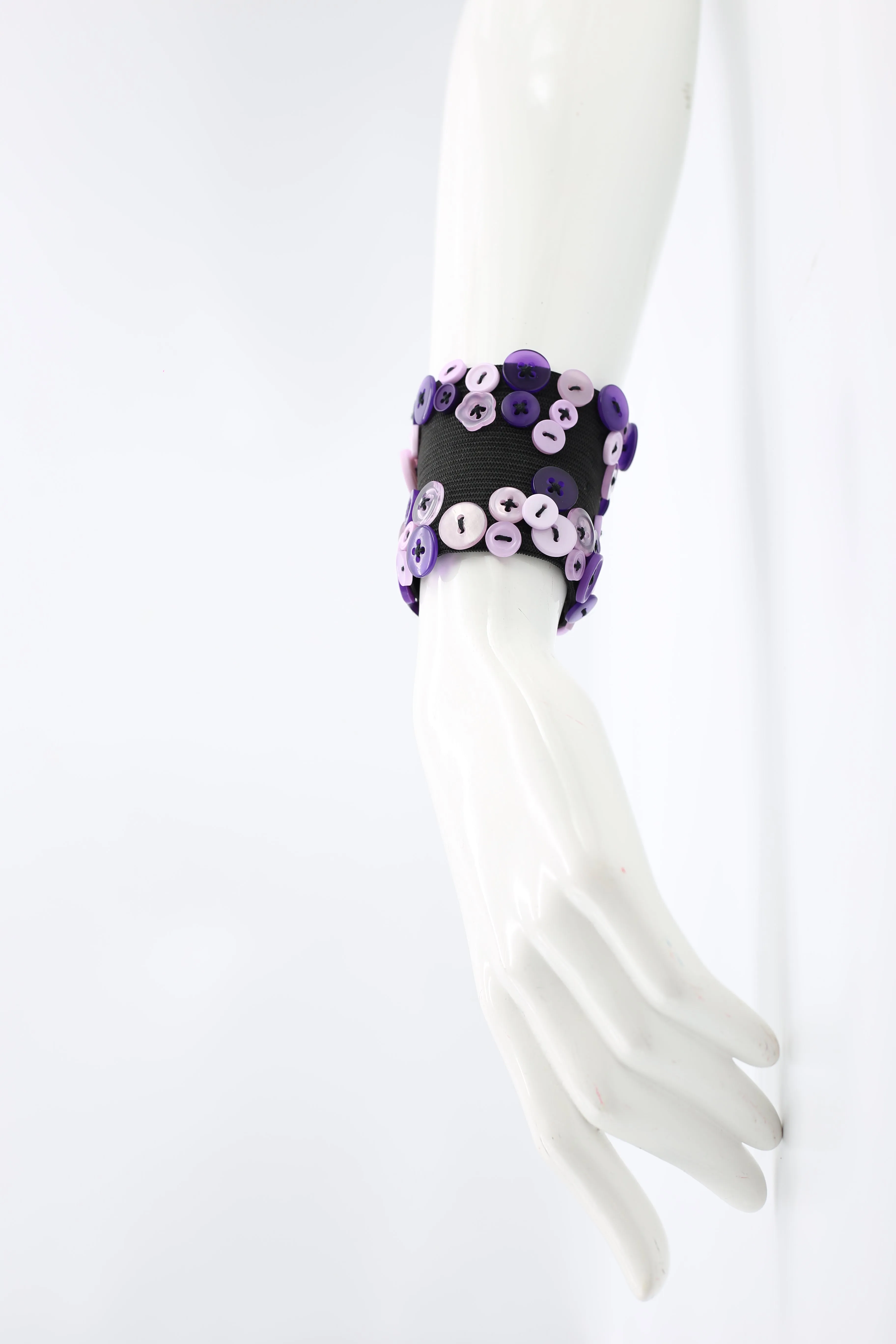 Elastic Button Bracelet