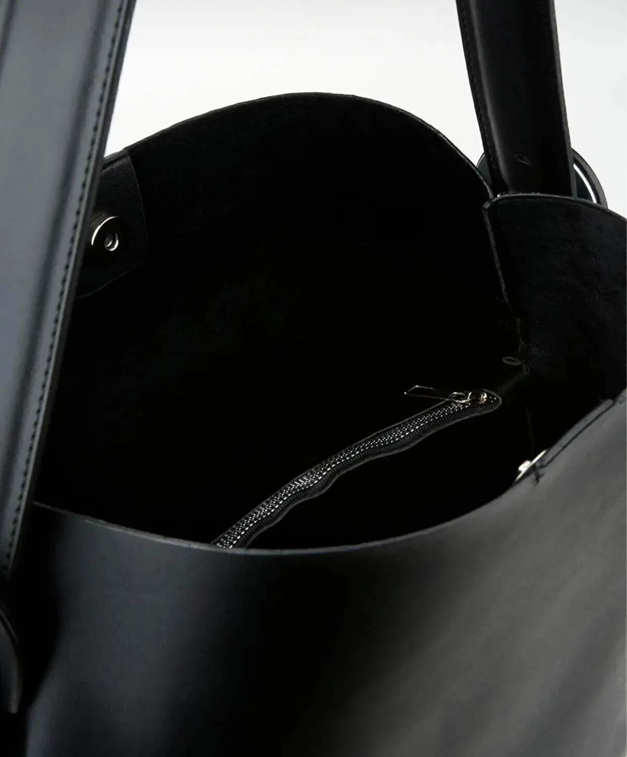 Ella Siyah Shoulder Bag