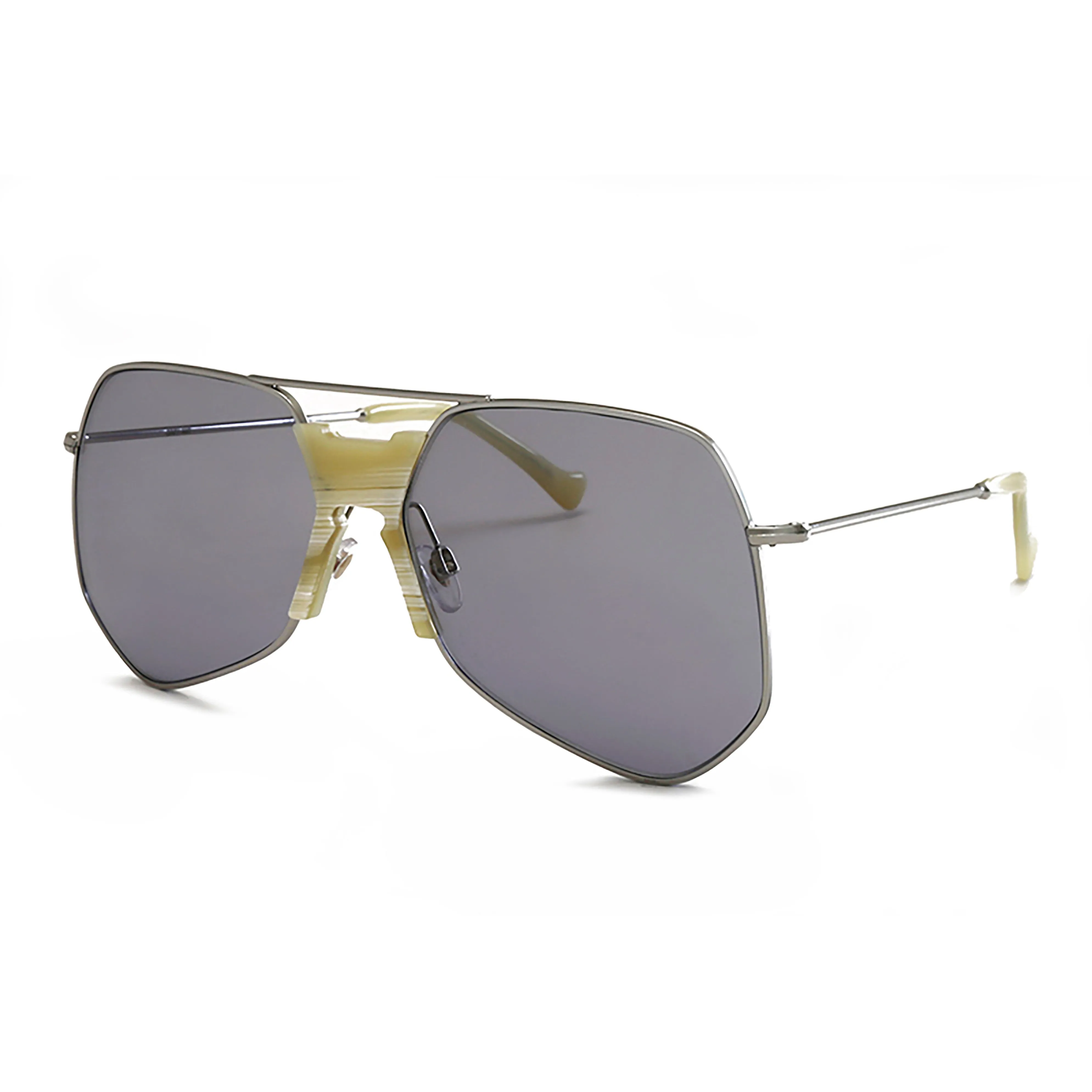 GOSTE : SILVER / IVORY
