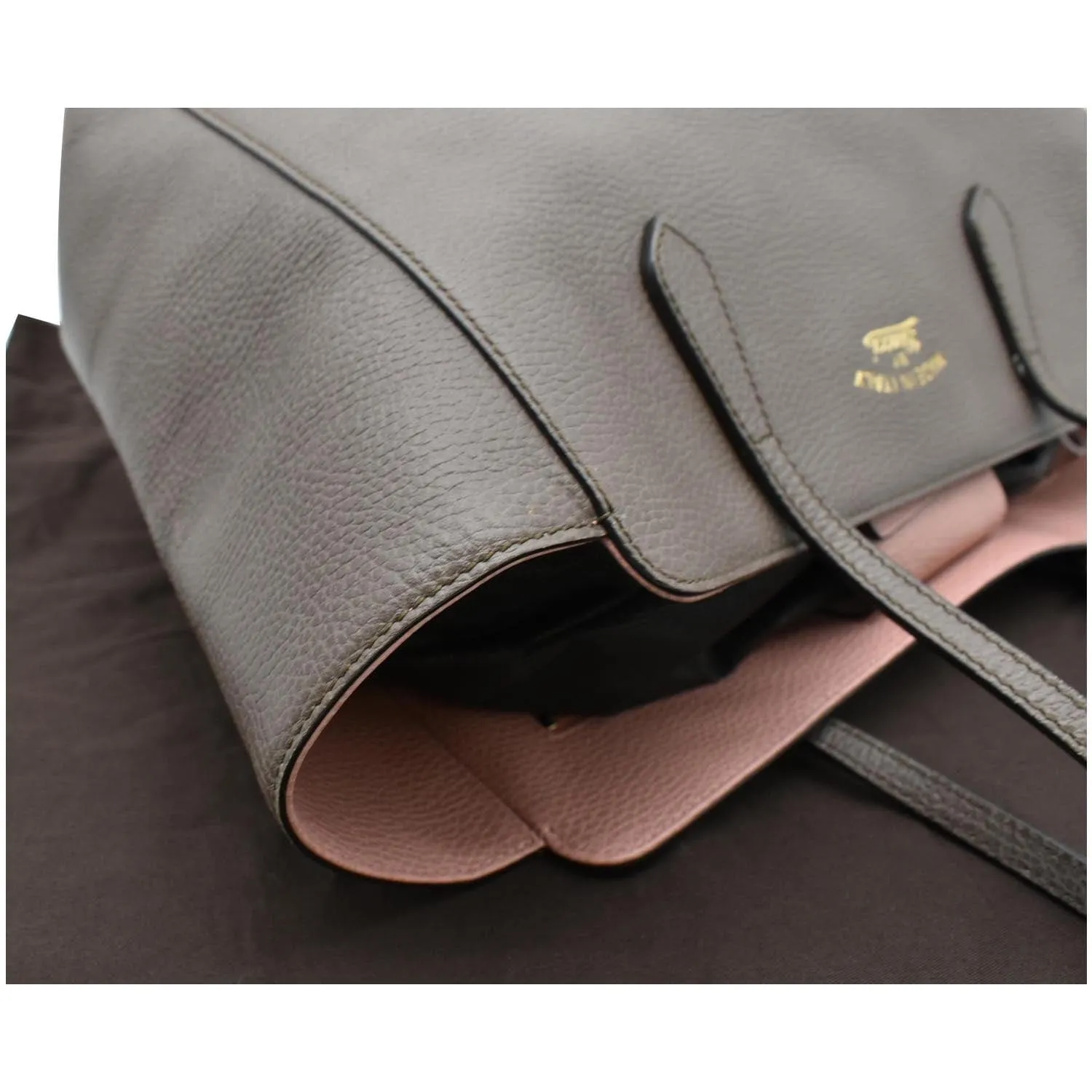 GUCCI Swing Pebbled Calfskin Leather Tote Bag Taupe 354397