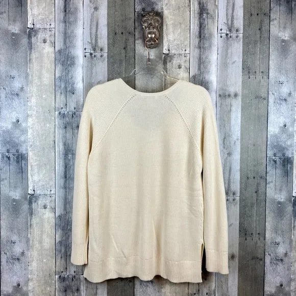 Hanover Refined V Neck Sweater in Bone Size Medium.