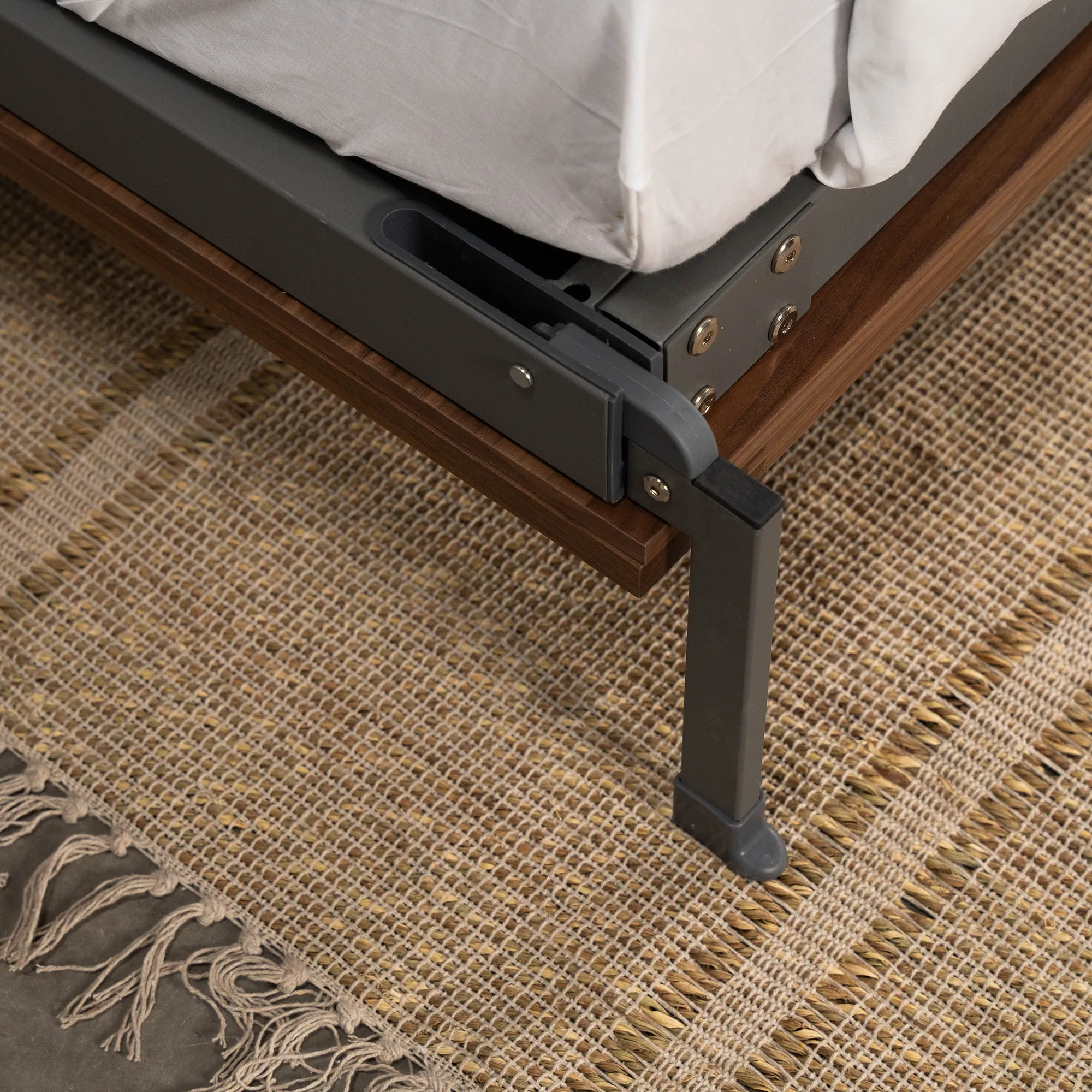 Horizontal Murphy Bed - Twin (Unassembled)