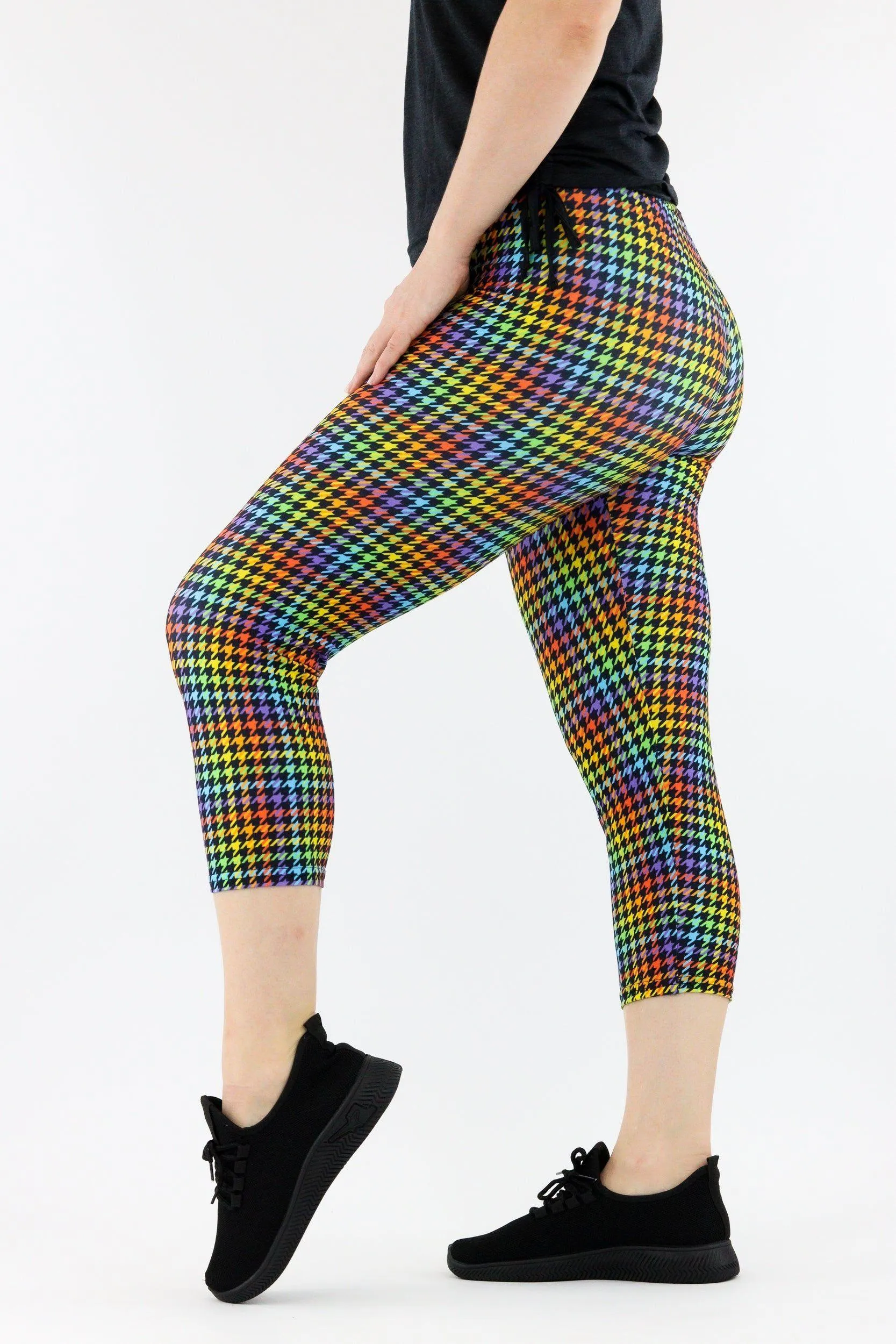 Houndstooth Rainbow - Casual Capri Leggings
