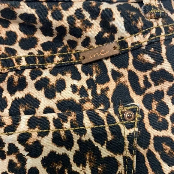 INC ANIMAL PRINT SKIRT