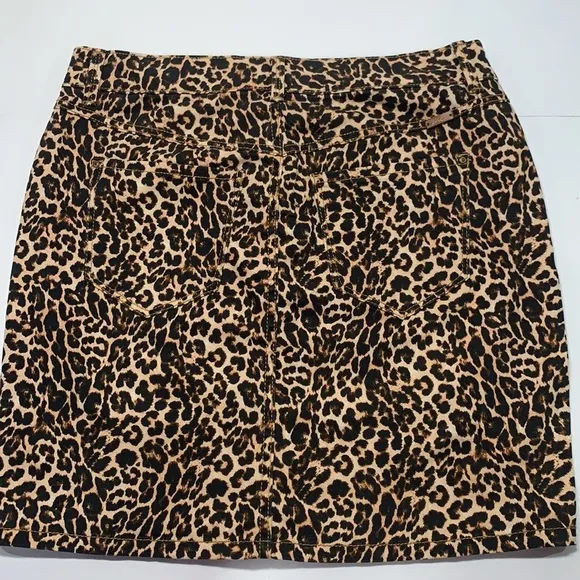 INC ANIMAL PRINT SKIRT