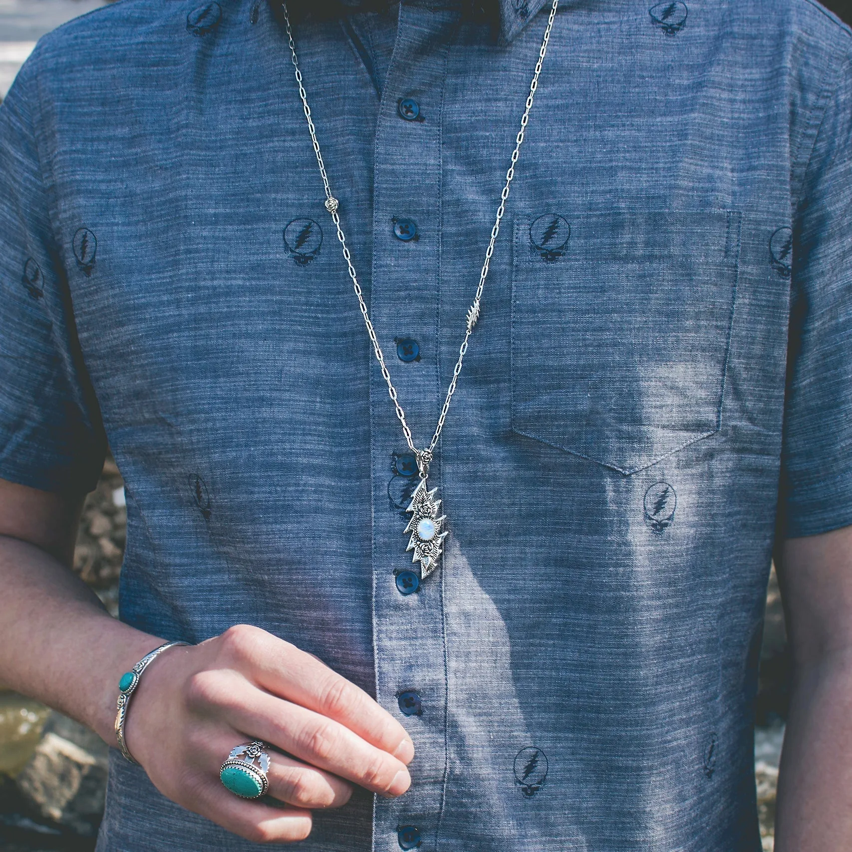 Lazy Lightning Pendant | Moonstone