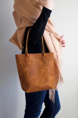 Leather Market Tote Bag in Wild Honey Kodiak Leather