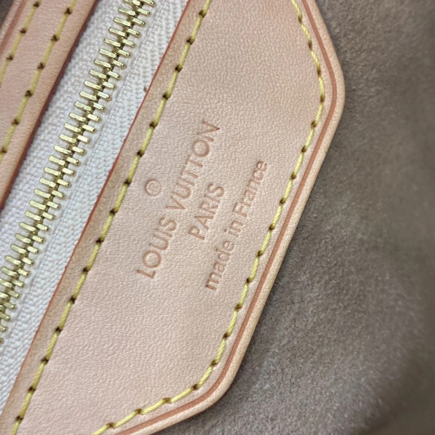 LOUIS VUITTON Annie GM Multicolor Monogram Canvas Shoulder Bag Black
