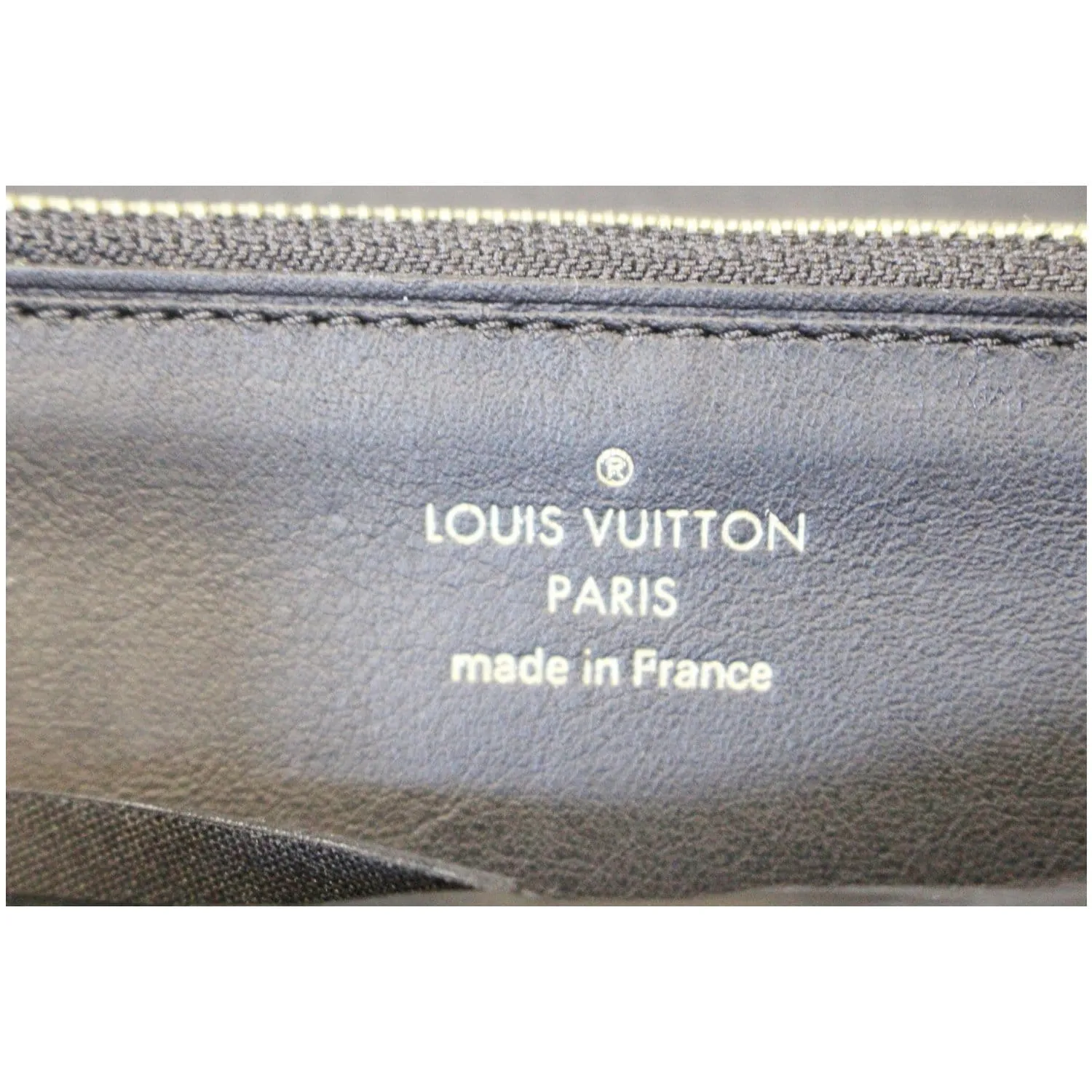 Louis Vuitton Capucines Black Taurillon Leather Wallet - 20% OFF