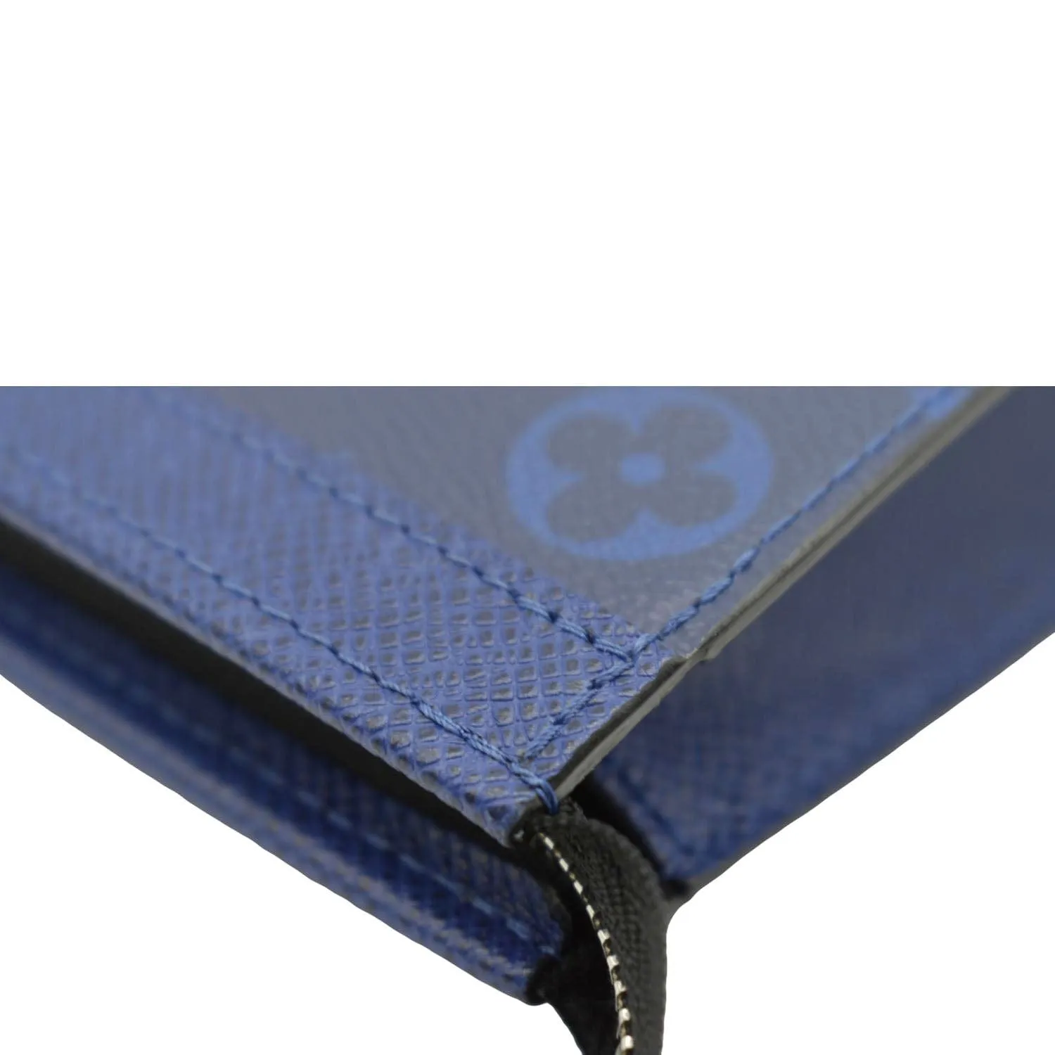 LOUIS VUITTON Voyage MM Taigarama Pochette Bag Blue