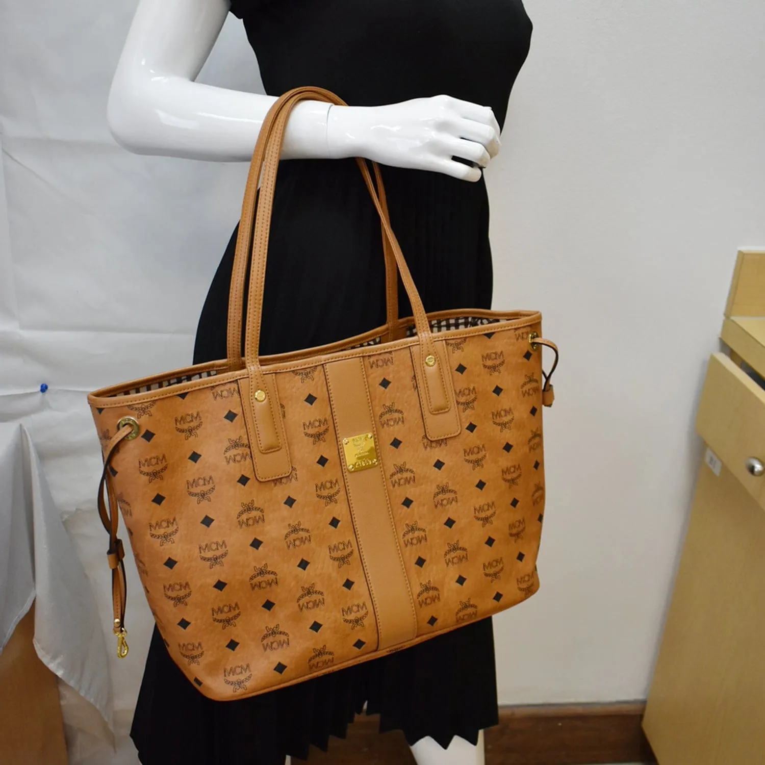 MCM Reversible Liz Medium Visetos Canvas Shopper Tote Bag Cognac