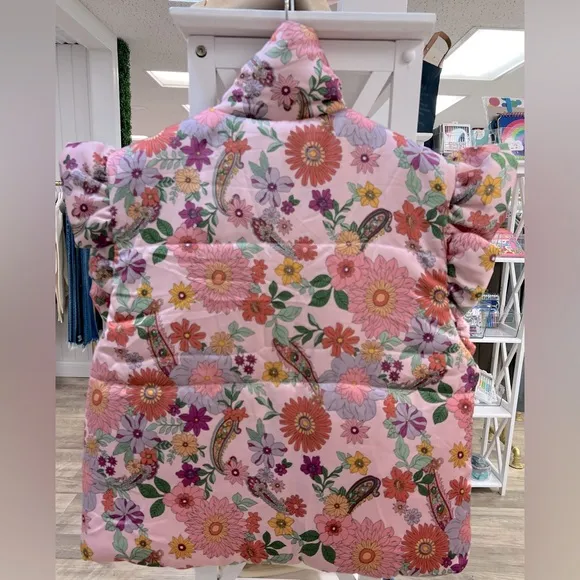 Merci - Flutter Sleeve Floral Print Puff Vest!