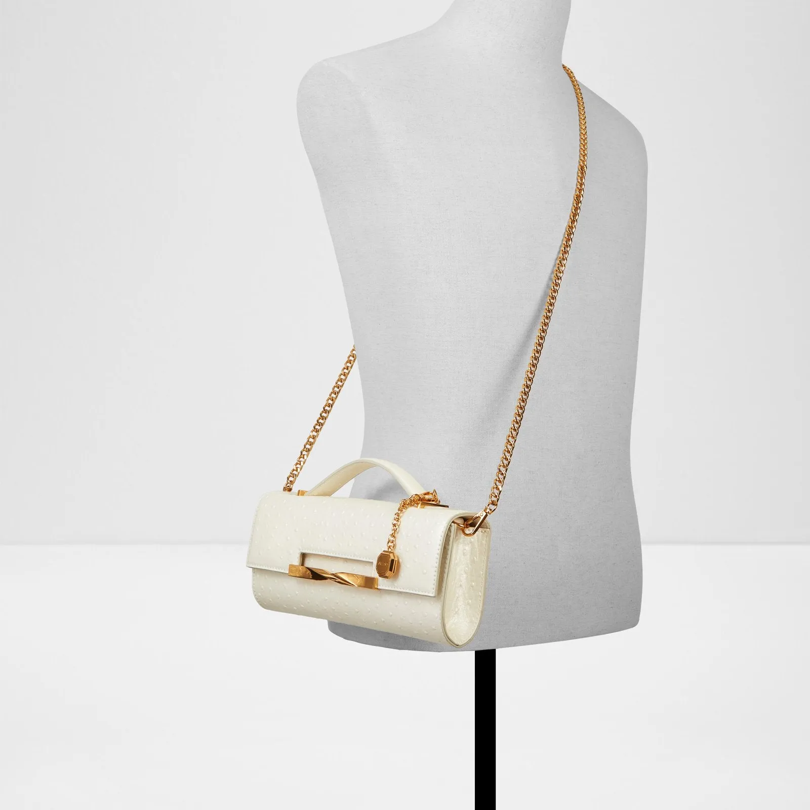 Novie / Clutch
