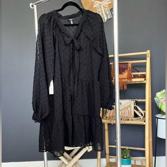 NWT Aqua black knee length swiss dot dress