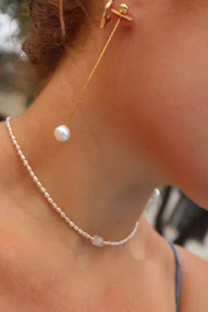 Pearl Set's The Bar Earring