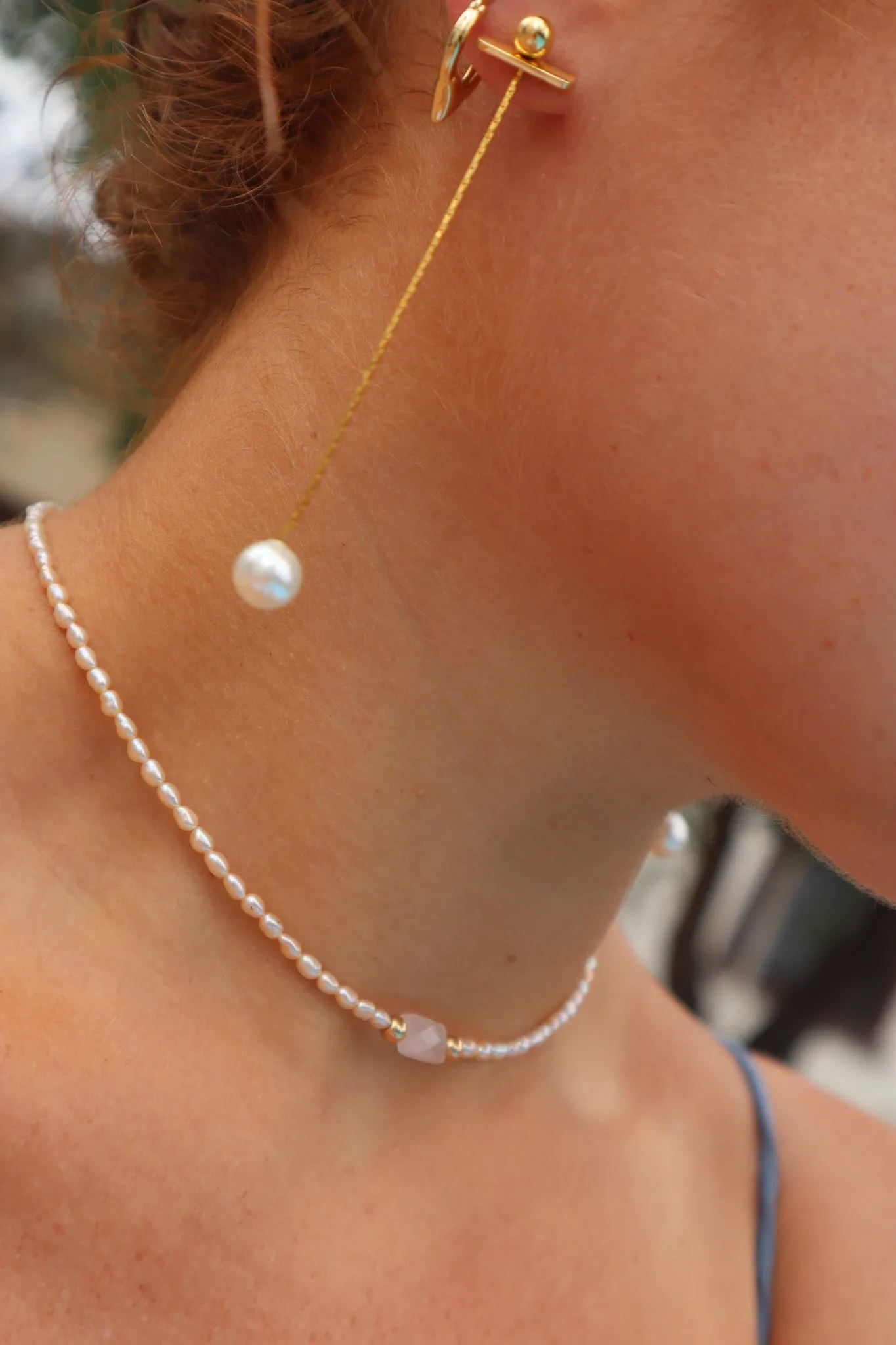 Pearl Set's The Bar Earring