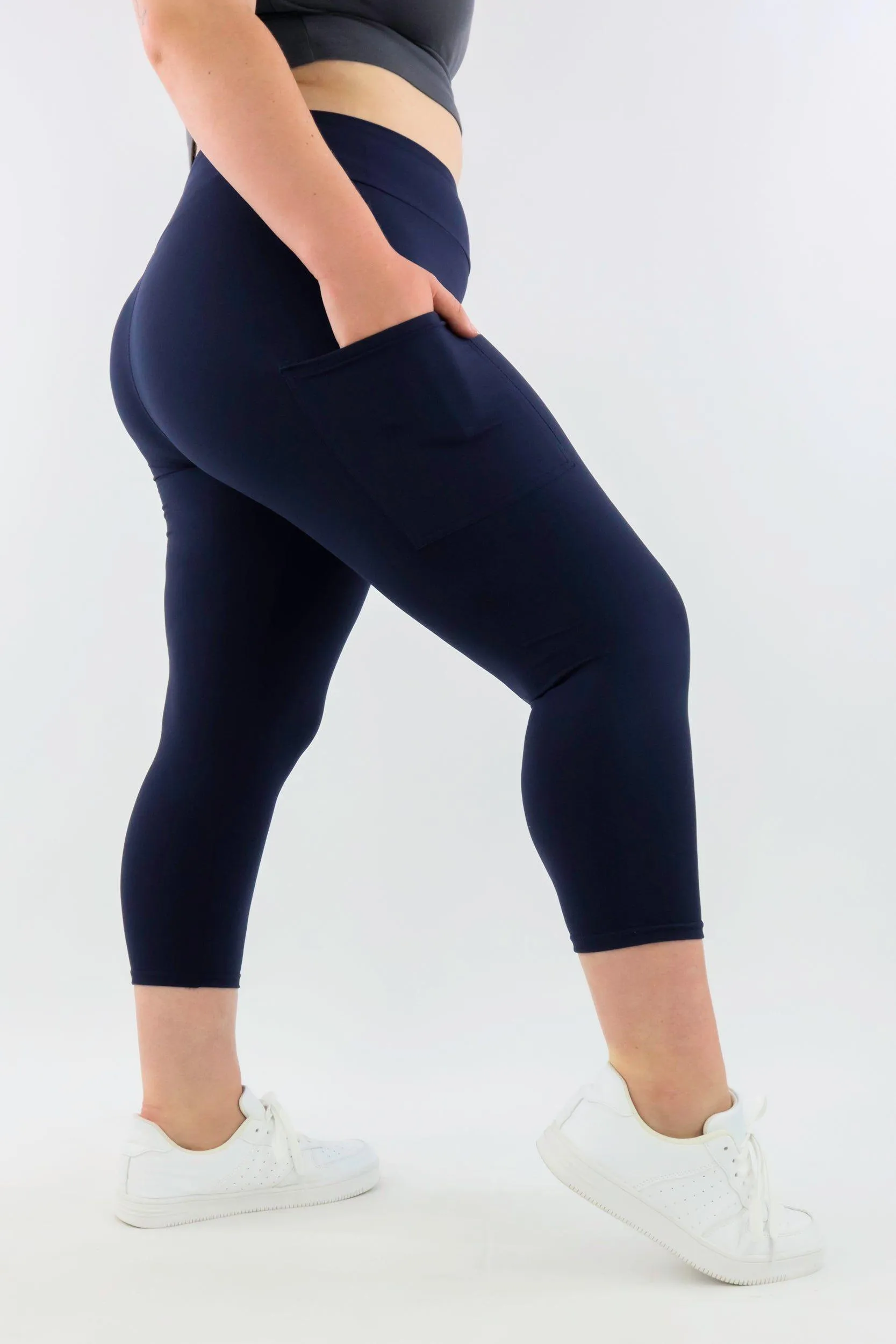 Plain Navy - Casual - Capri Leggings - Pockets
