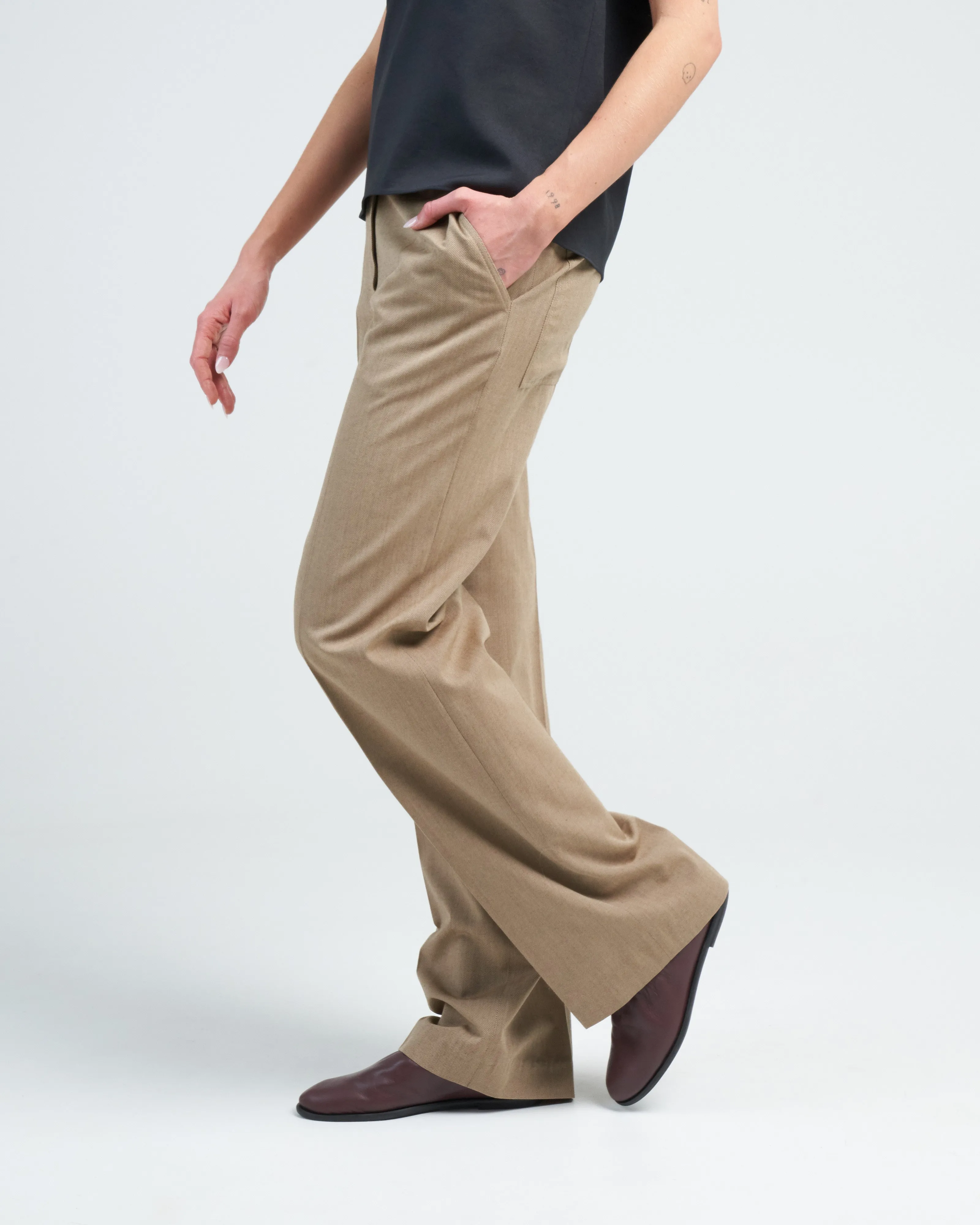 refined wool tricotine suiting rodney straight leg - dark tan