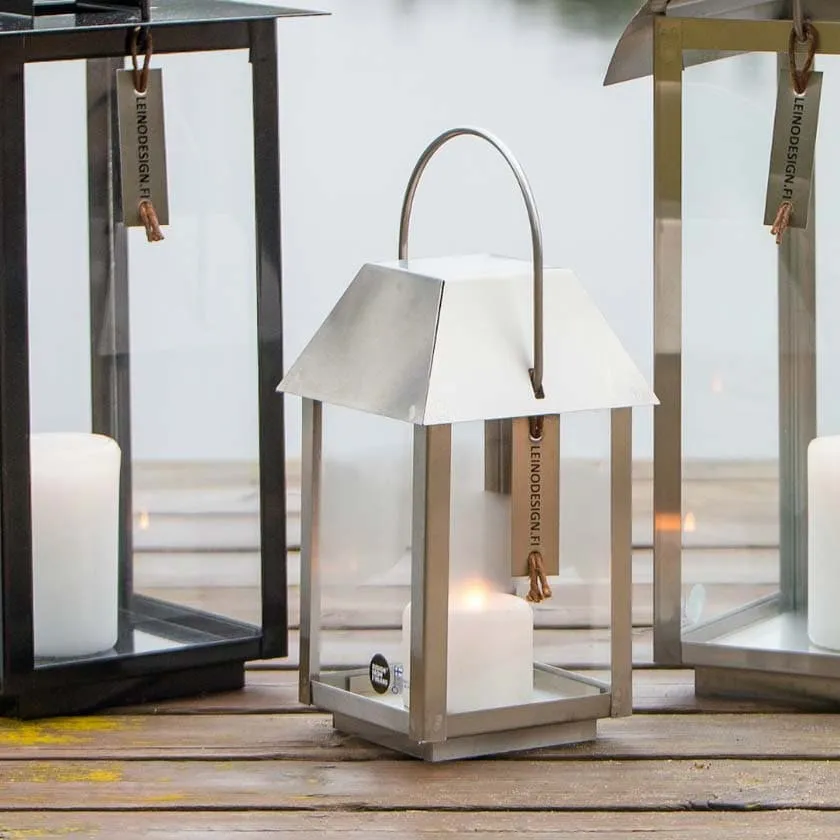 Roster lantern, angular