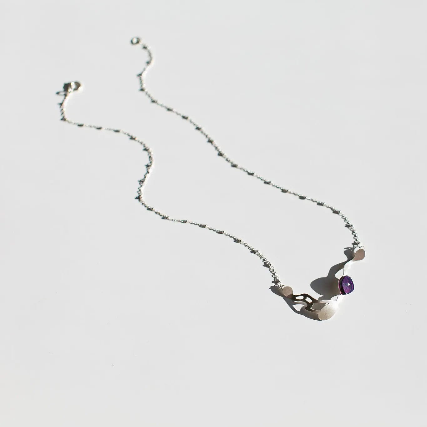 Seaweed Collar Necklace in Brushed Silver