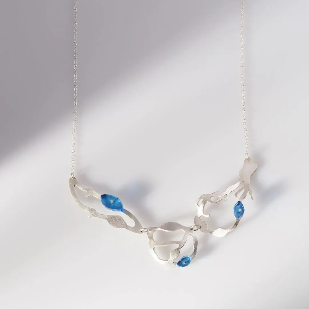 Small Seaweed Garland Necklace in Brushed Silver