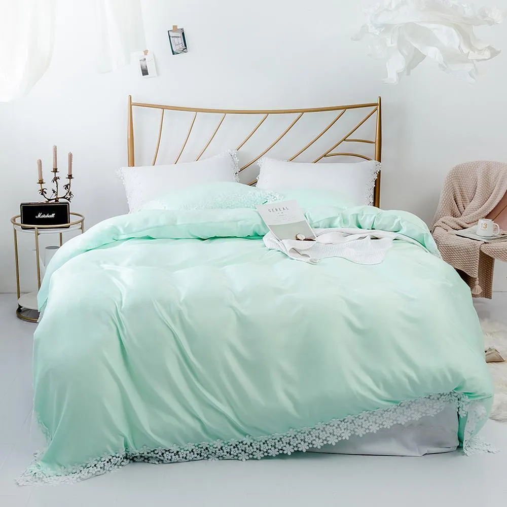 Soft Lace Bedspread Bedding Set