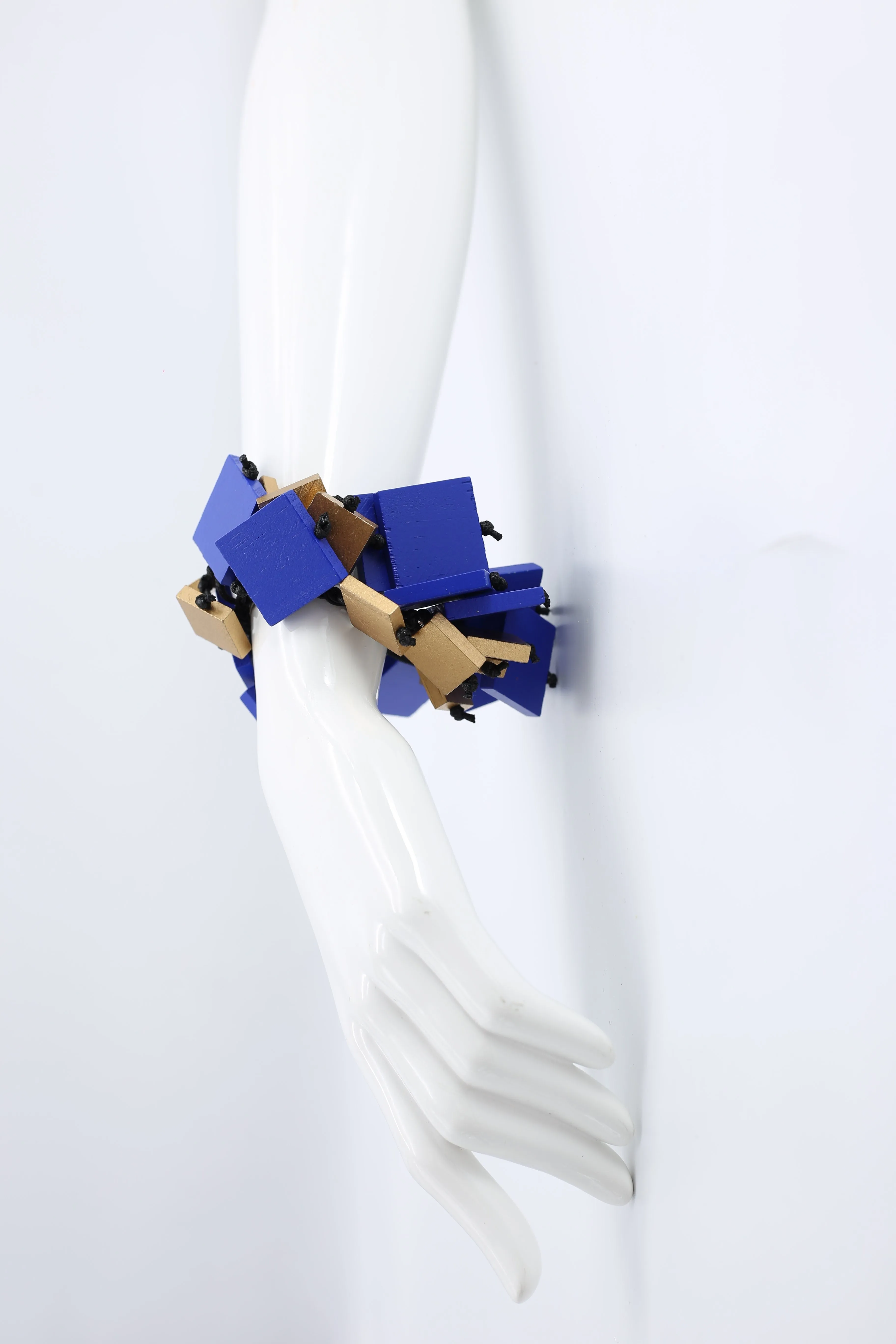 Squares on Elastic Bracelet