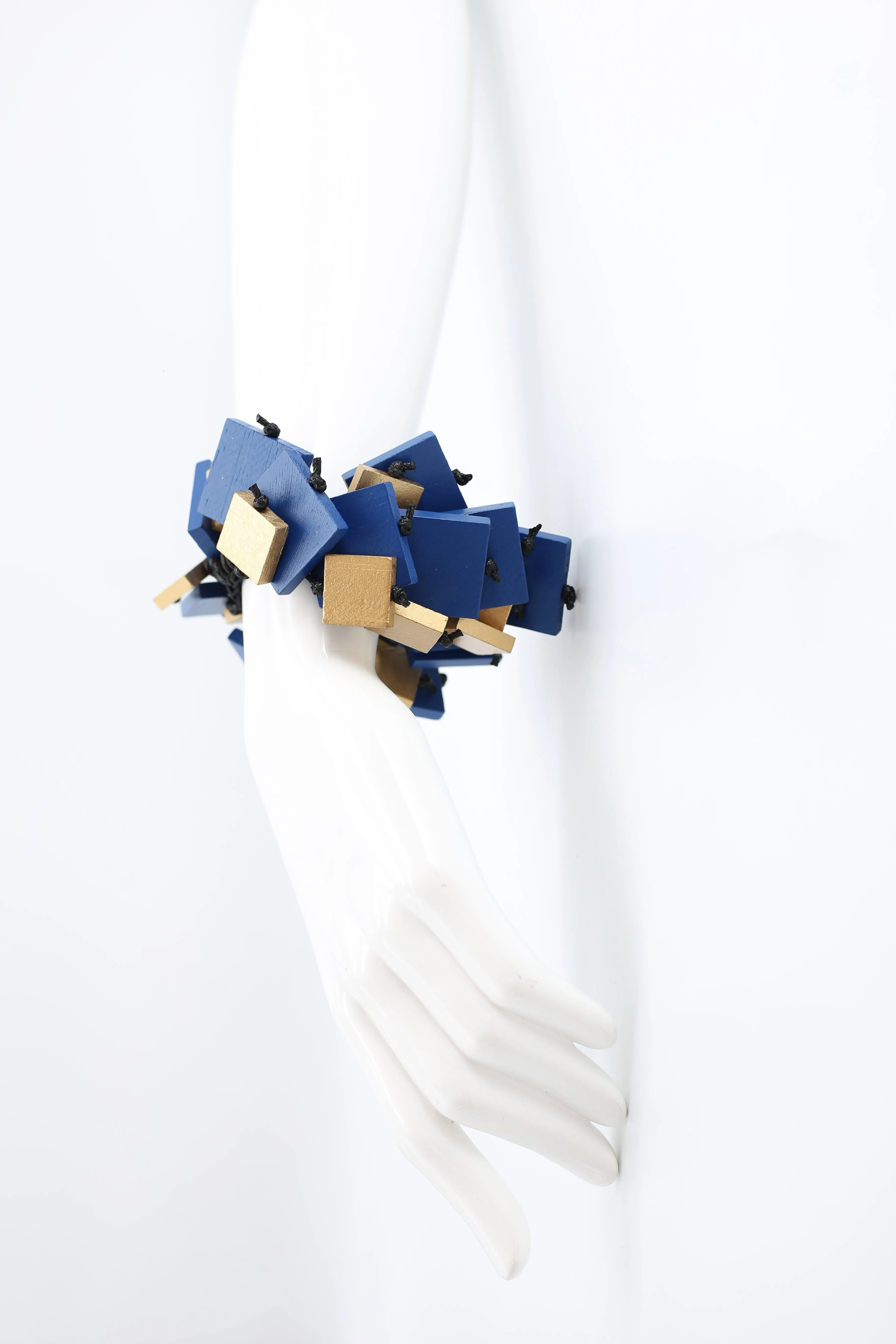 Squares on Elastic Bracelet