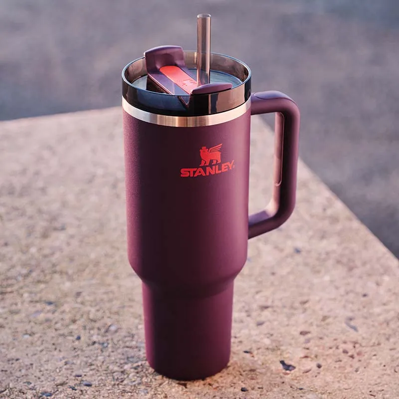 The 40oz Quencher H2.0 Flowstate™ Tumbler in Plum