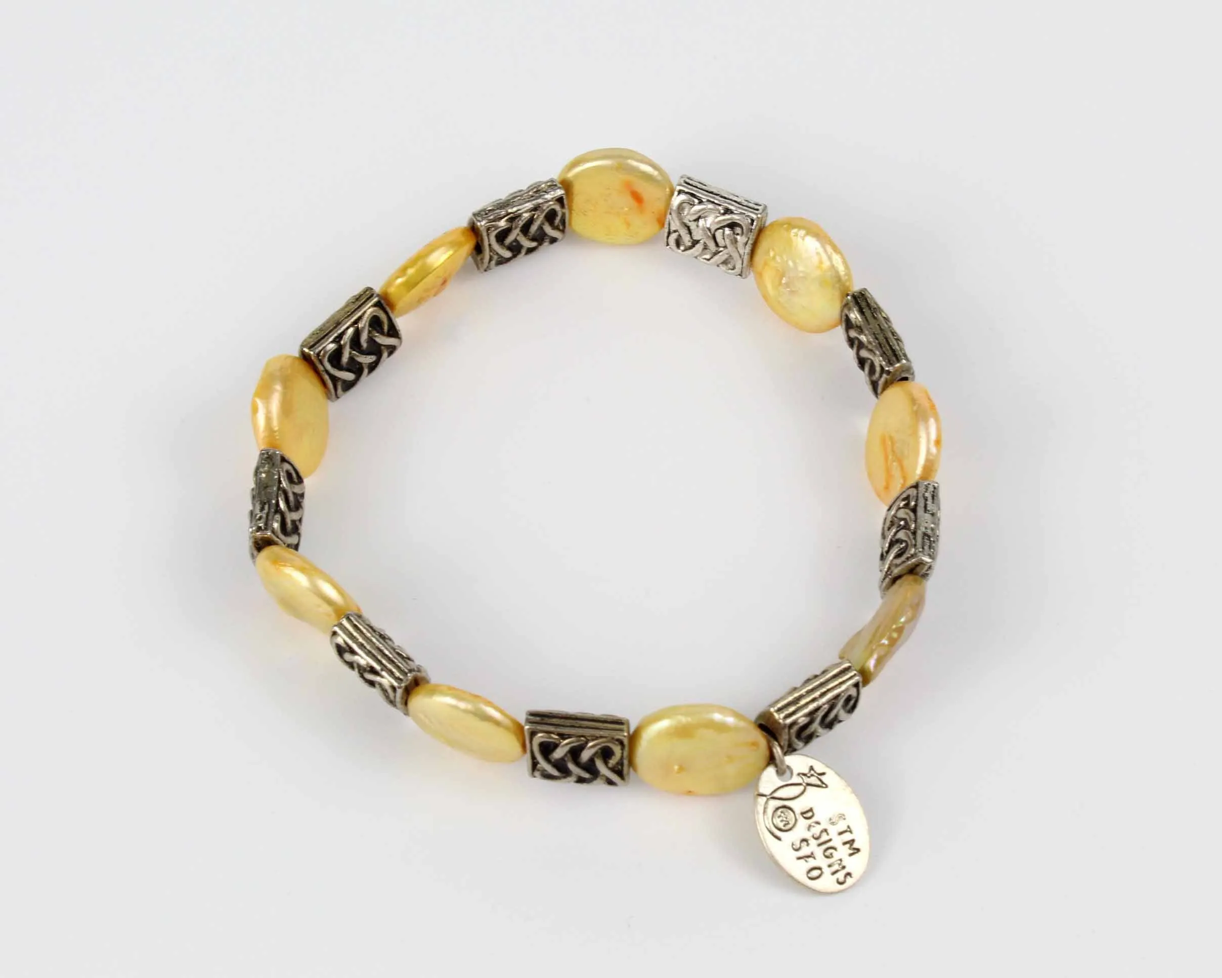 The Perfect Touch - Round Biwa Pearl and Pewter Bracelet