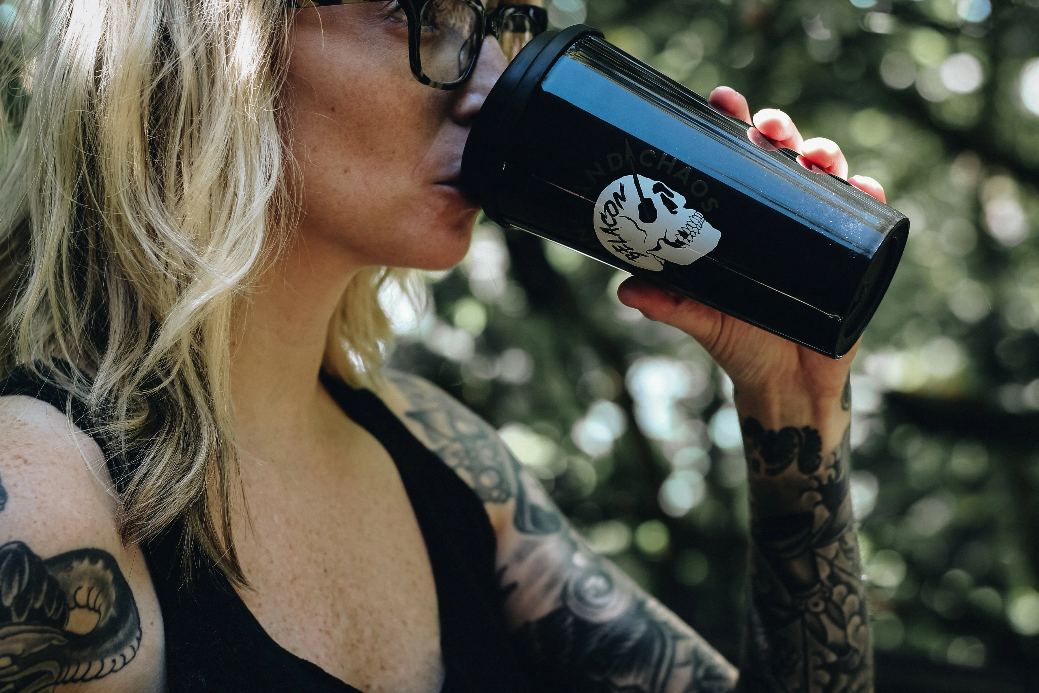 Throat Punch The Day – 17 oz Black Travel Mug