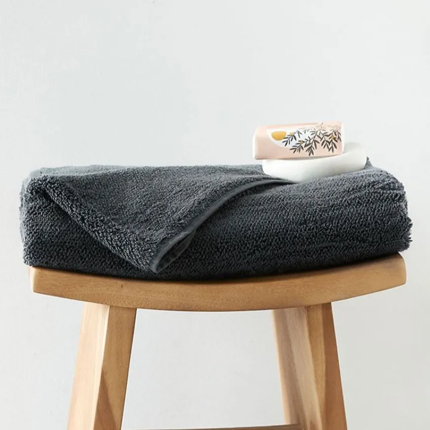 Urban Oasis Aydin Bath Sheet Woodland Gray
