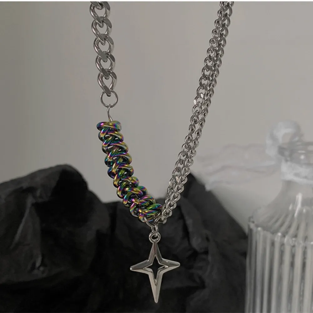 Urban Star Pendant Necklace