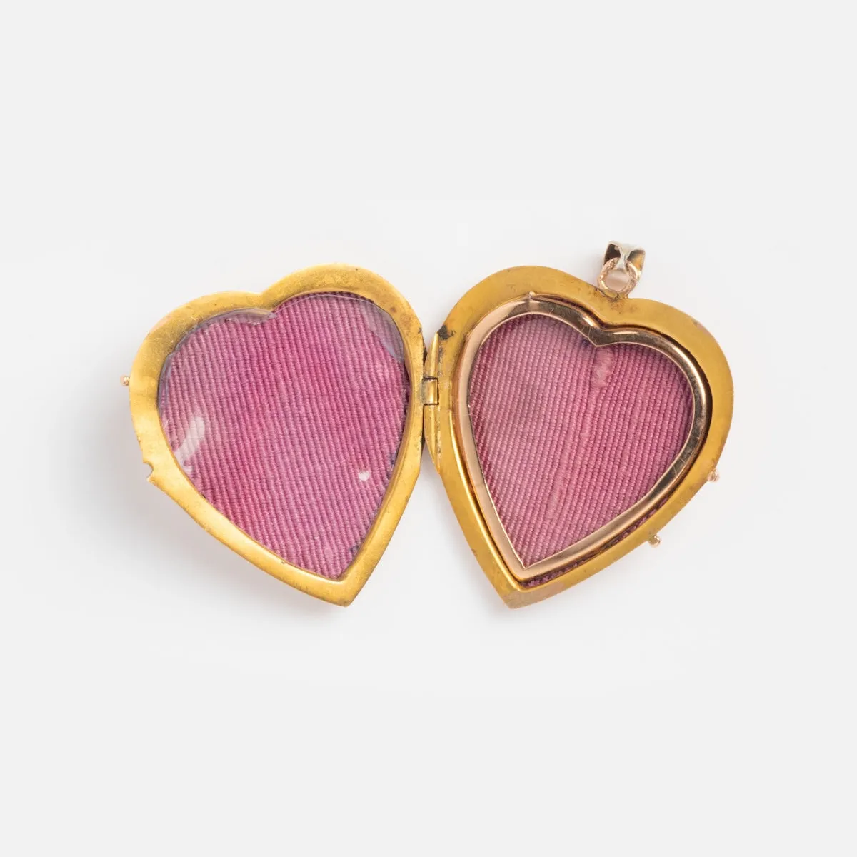 Vintage 10k Bold Etched Heart locket Charm